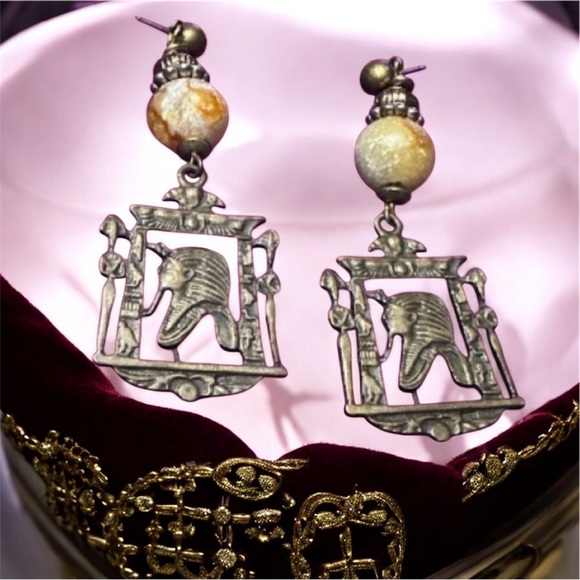 Antique Genuine Egyptian Obsidian “Pharaoh's Treasure“ Earrings - Picture 2 of 9